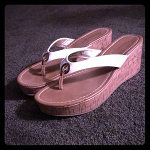 Cute summer platform shoes ! 👡